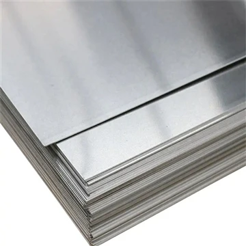 Påføring av høytrykksvannsrens på aluminiumslist